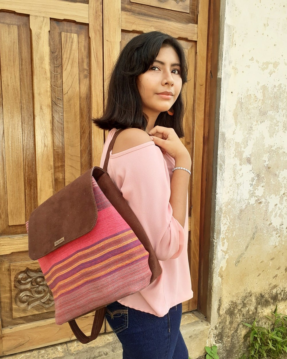 Backpack convertible